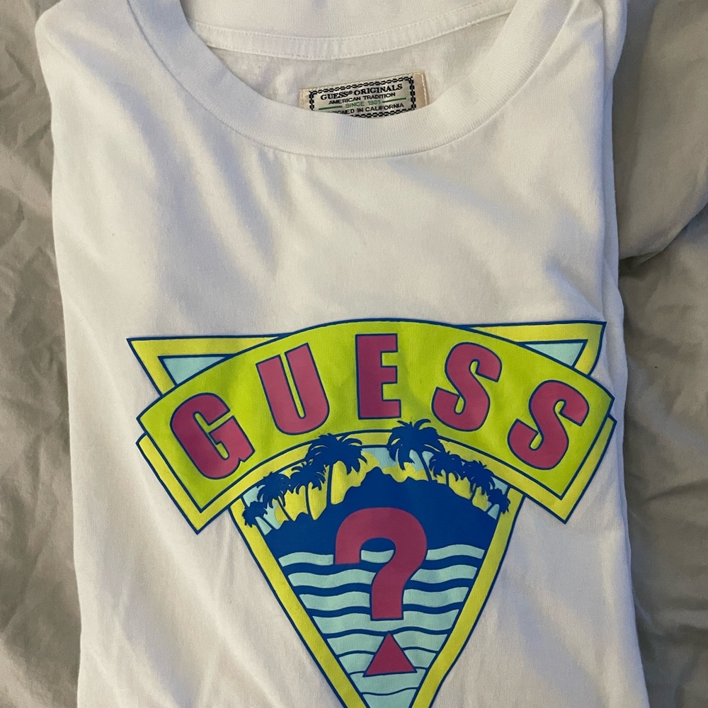 Guess tshirt
